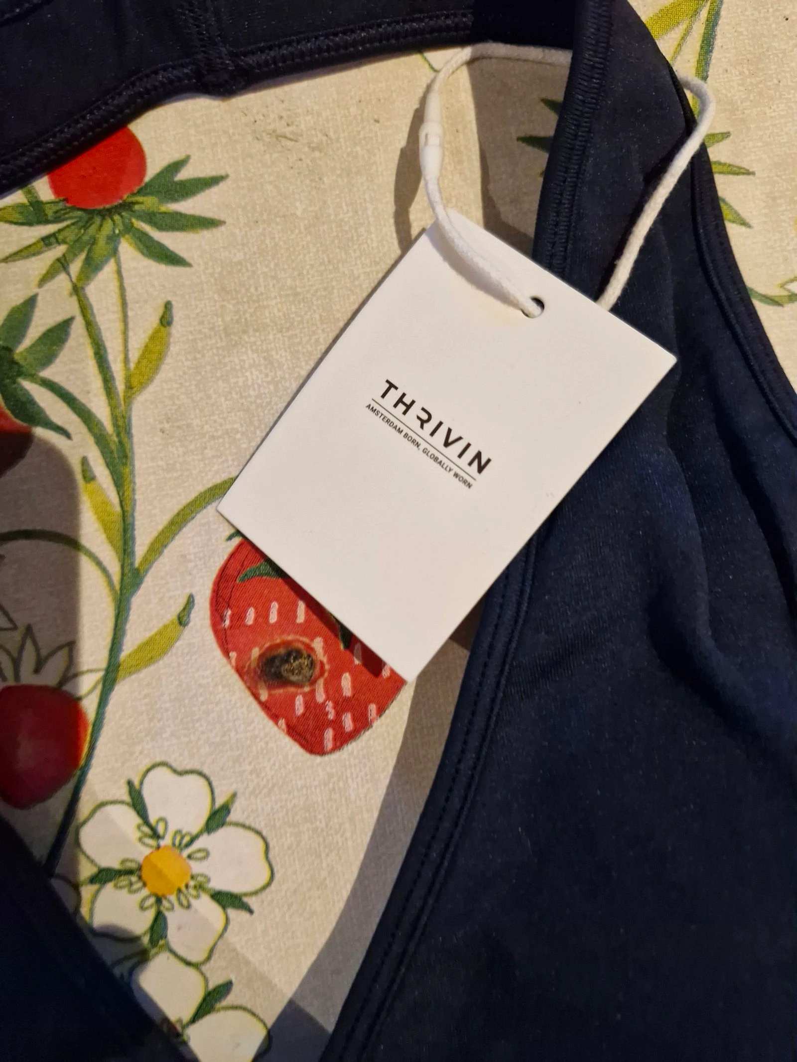 Top Thrivin tamanho m cor azul marinho – photo 3